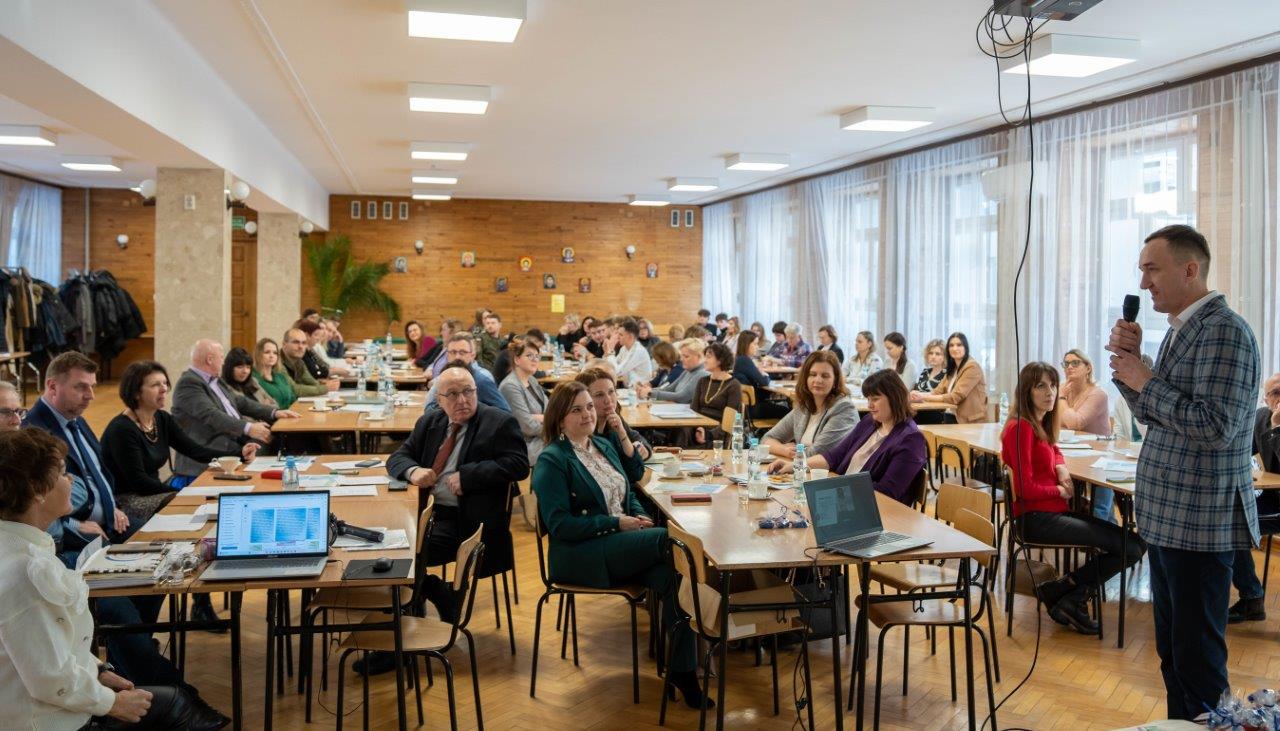 Zdjęcie z konferencji numer 2